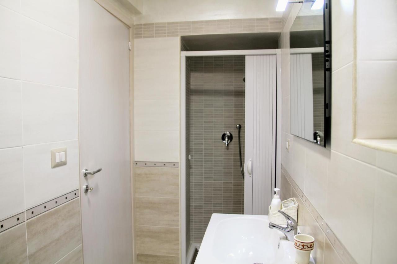 Rooms Dimora Arco - Affitti Brevi Italia Monte SantʼAngelo Eksteriør bilde