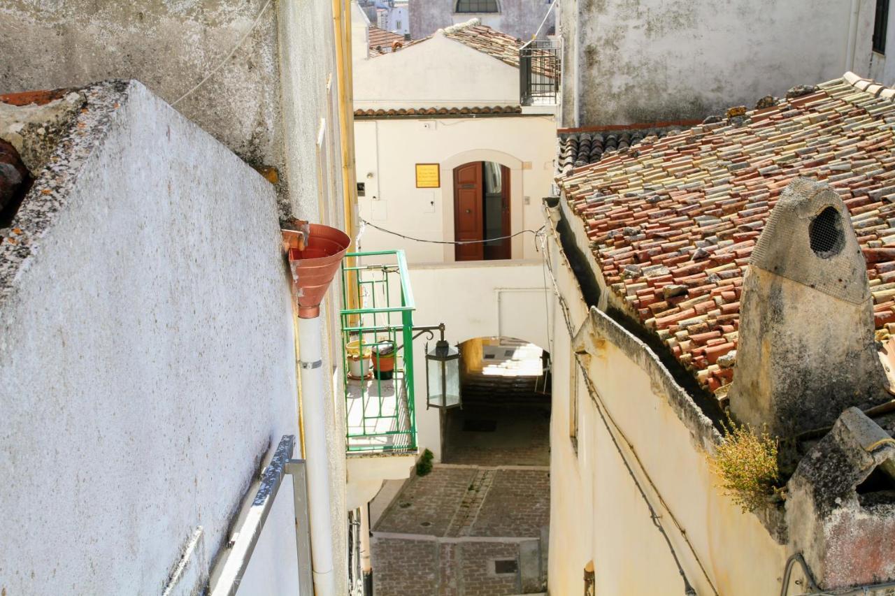 Rooms Dimora Arco - Affitti Brevi Italia Monte SantʼAngelo Eksteriør bilde