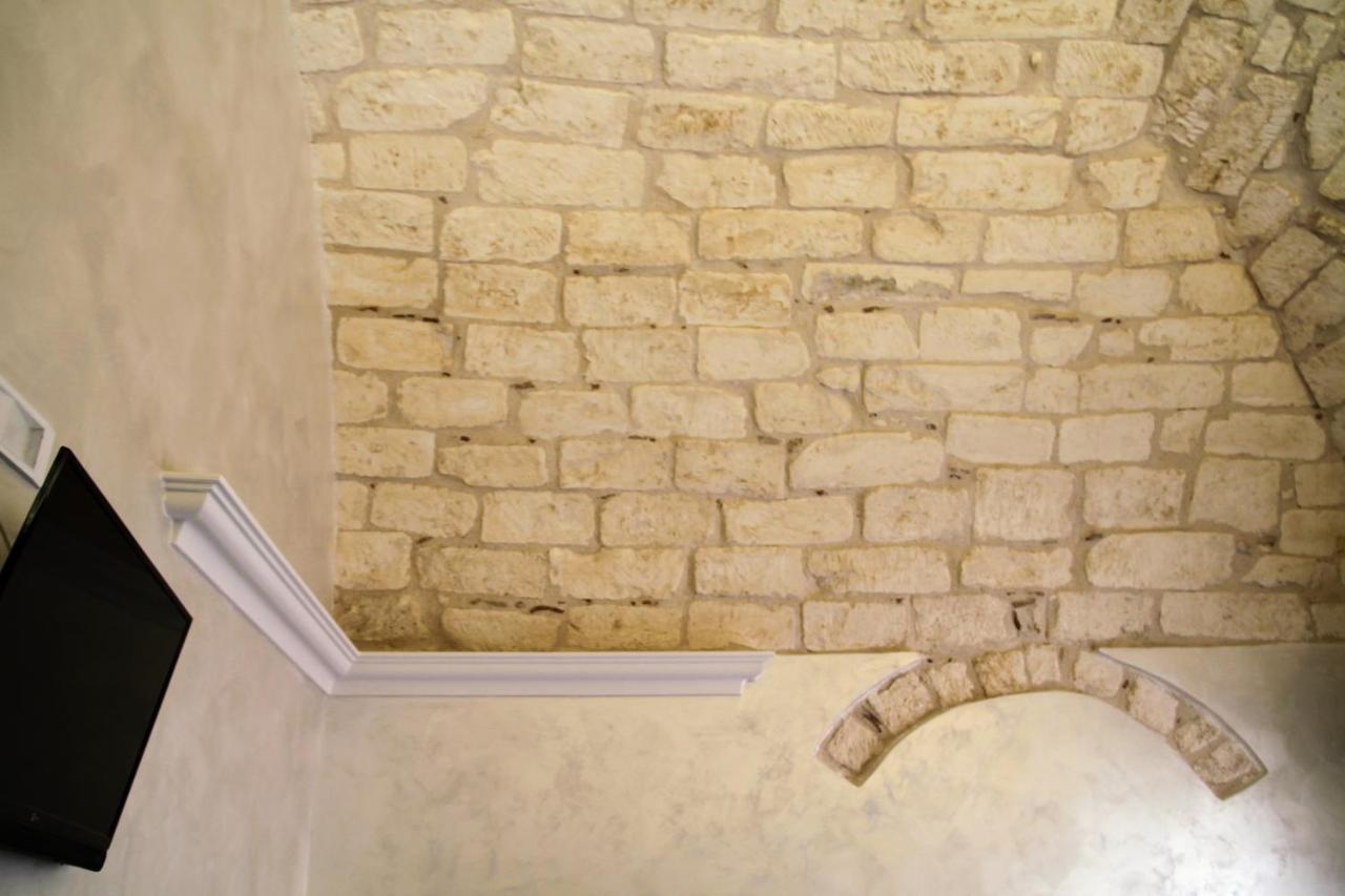 Rooms Dimora Arco - Affitti Brevi Italia Monte SantʼAngelo Eksteriør bilde