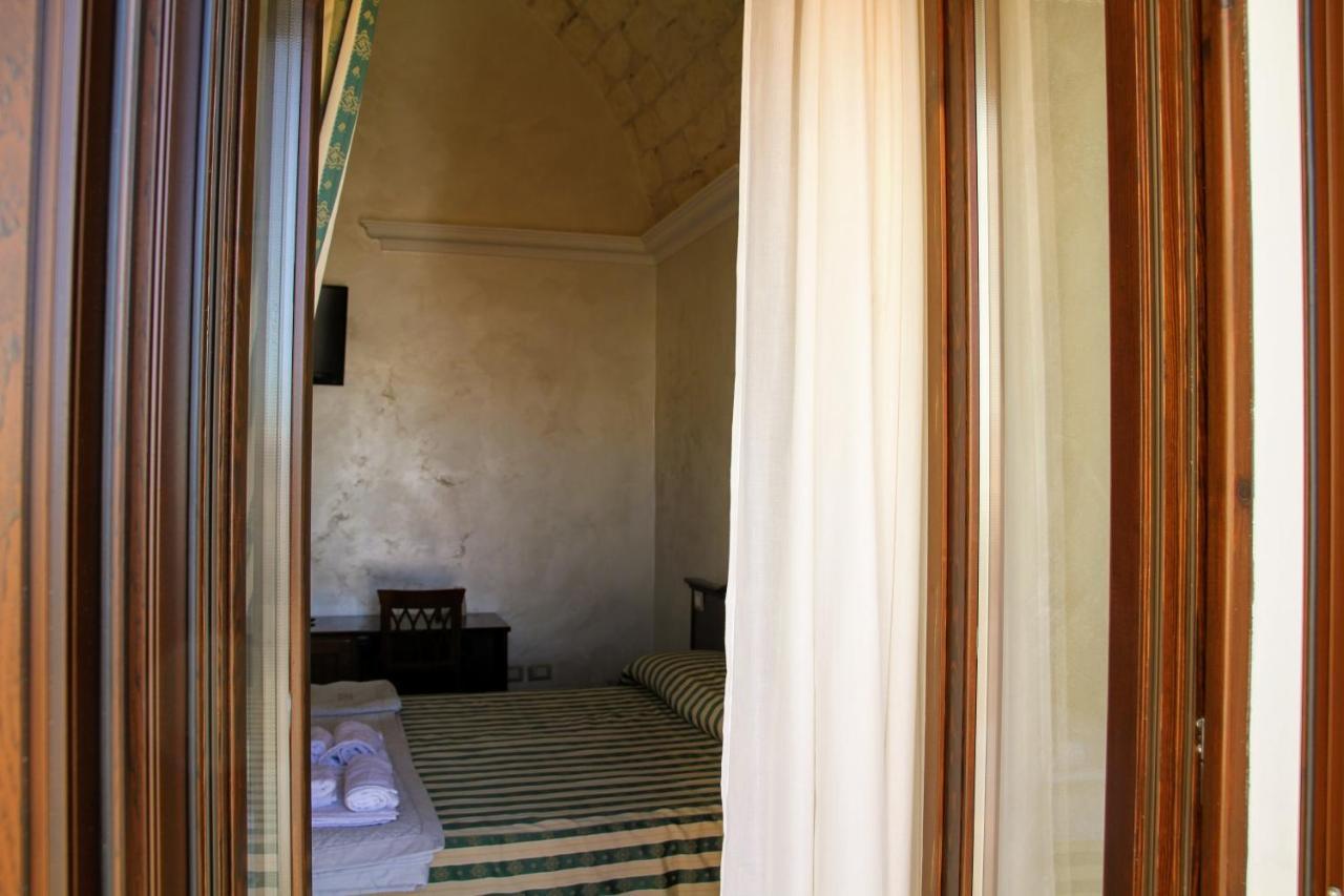 Rooms Dimora Arco - Affitti Brevi Italia Monte SantʼAngelo Eksteriør bilde