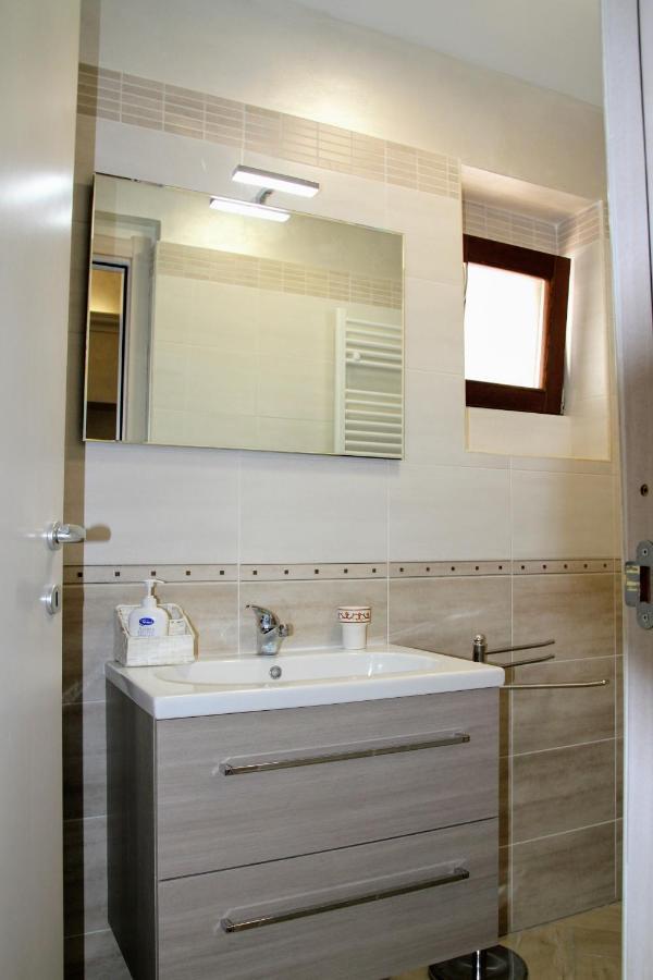 Rooms Dimora Arco - Affitti Brevi Italia Monte SantʼAngelo Eksteriør bilde
