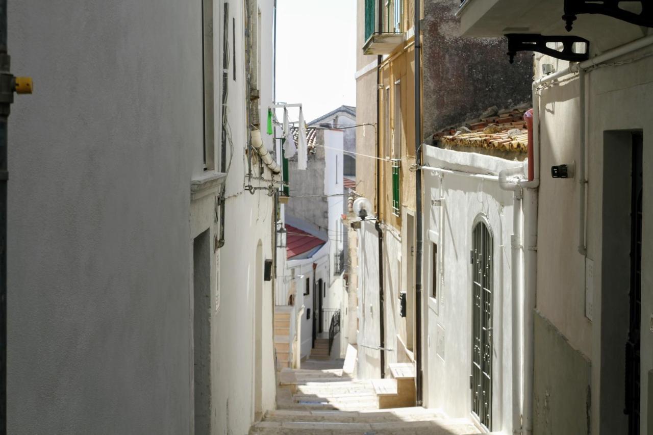 Rooms Dimora Arco - Affitti Brevi Italia Monte SantʼAngelo Eksteriør bilde